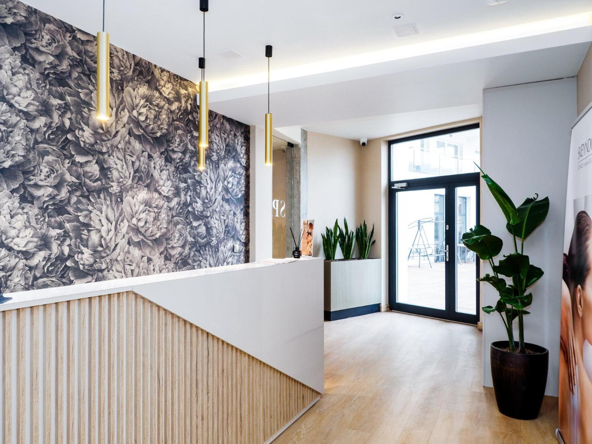 Krol Plaza Spa & Wellness 야로수아비크 외부 사진