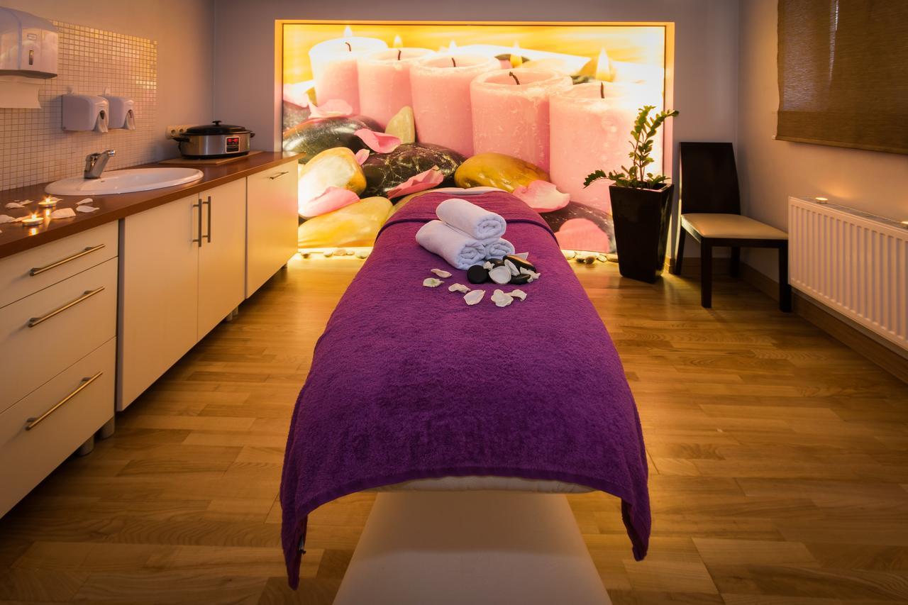 Krol Plaza Spa & Wellness 야로수아비크 외부 사진