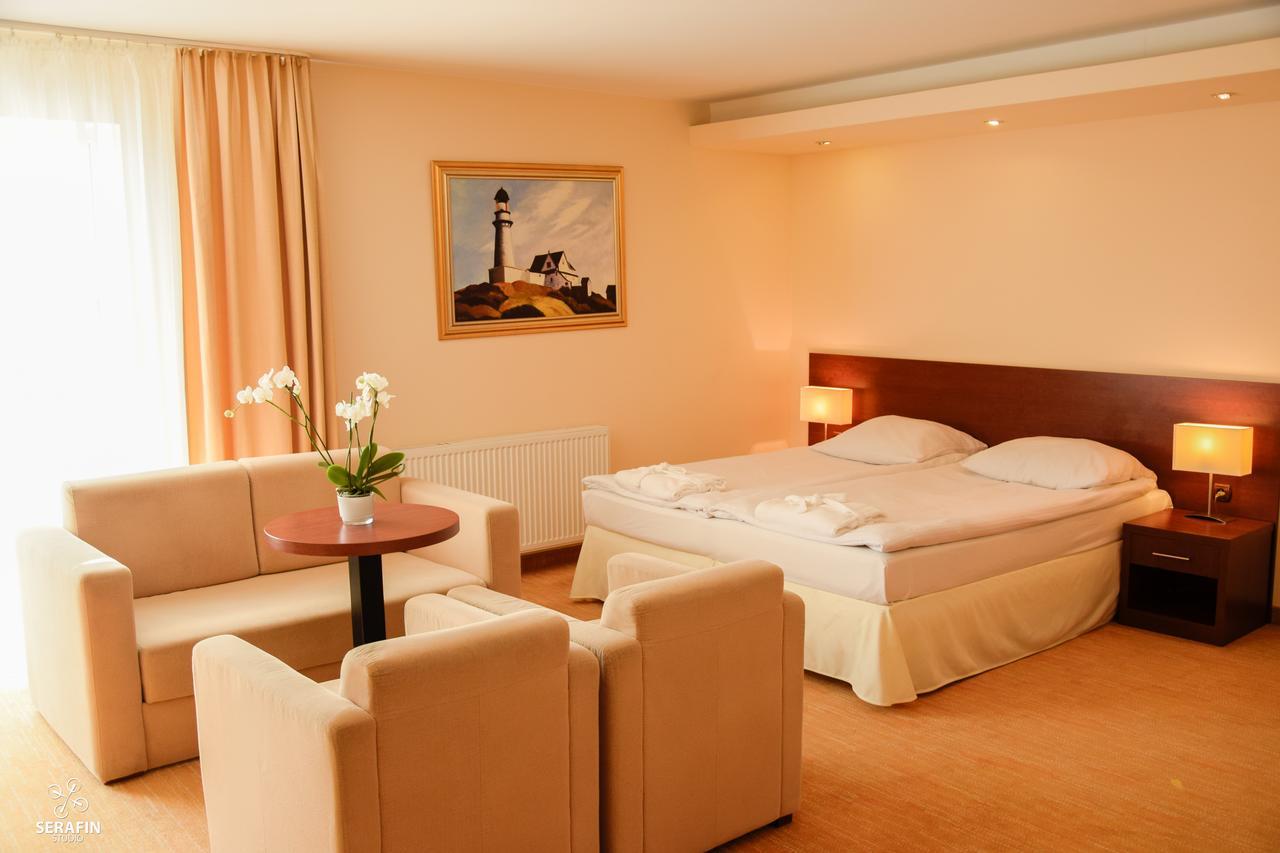 Krol Plaza Spa & Wellness 야로수아비크 외부 사진
