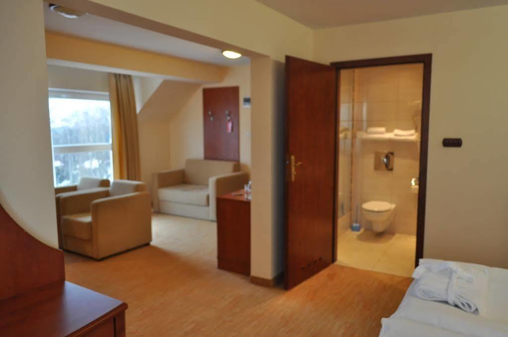 Krol Plaza Spa & Wellness 야로수아비크 외부 사진